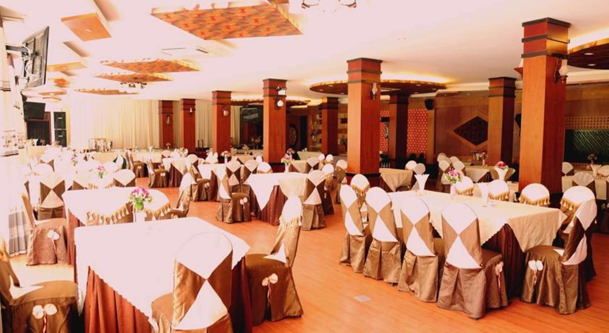 Cuu Long Hotel Кантхо Экстерьер фото
